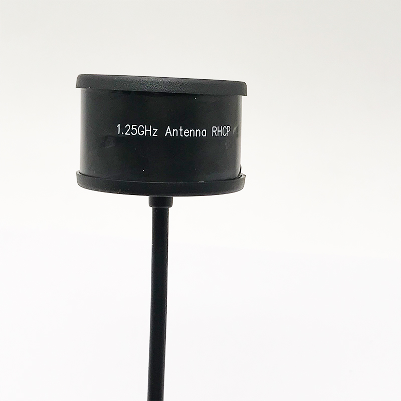 1 個 1.2 グラム 1.3 グラム高利得円偏波オムニアン - Drone Kit Long Range のレビューと価格